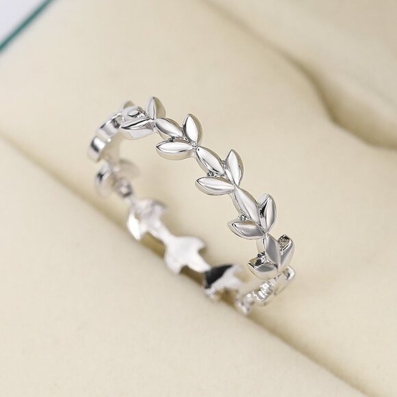 😍PREMIUM 925 STERLING SILVER DAINTY LEAF ETERNITY BEAUTIFUL RING, K952 - Picture 2 of 5